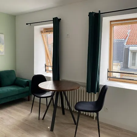 Calais- L'atelier 아파트